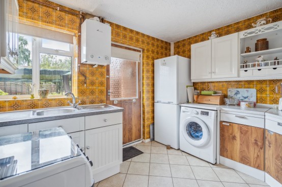 Images for Ash Close, Harefield, Middlesex EAID:627586940 BID:13319603