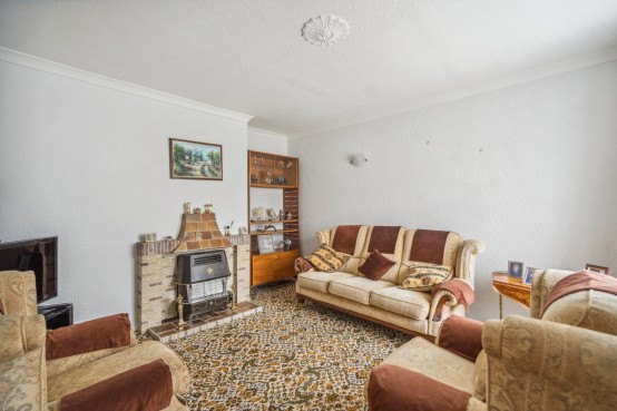 Images for Ash Close, Harefield, Middlesex EAID:627586940 BID:13319603