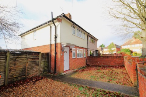 Church Road, Harefield - EAID:627586940, BID:13319603