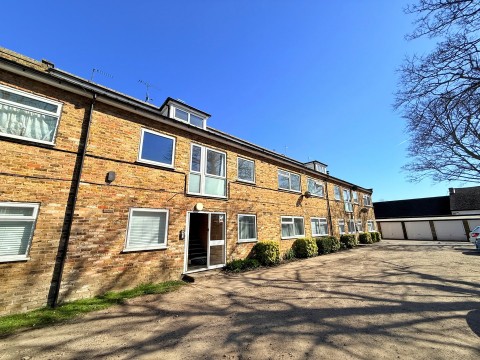 Breakspear Road North, Harefield - EAID:627586940, BID:13319603